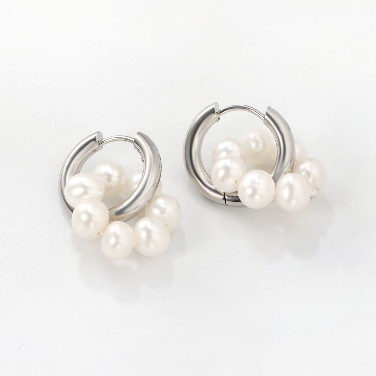 Aqua Circle kullatut helmikorvakorut